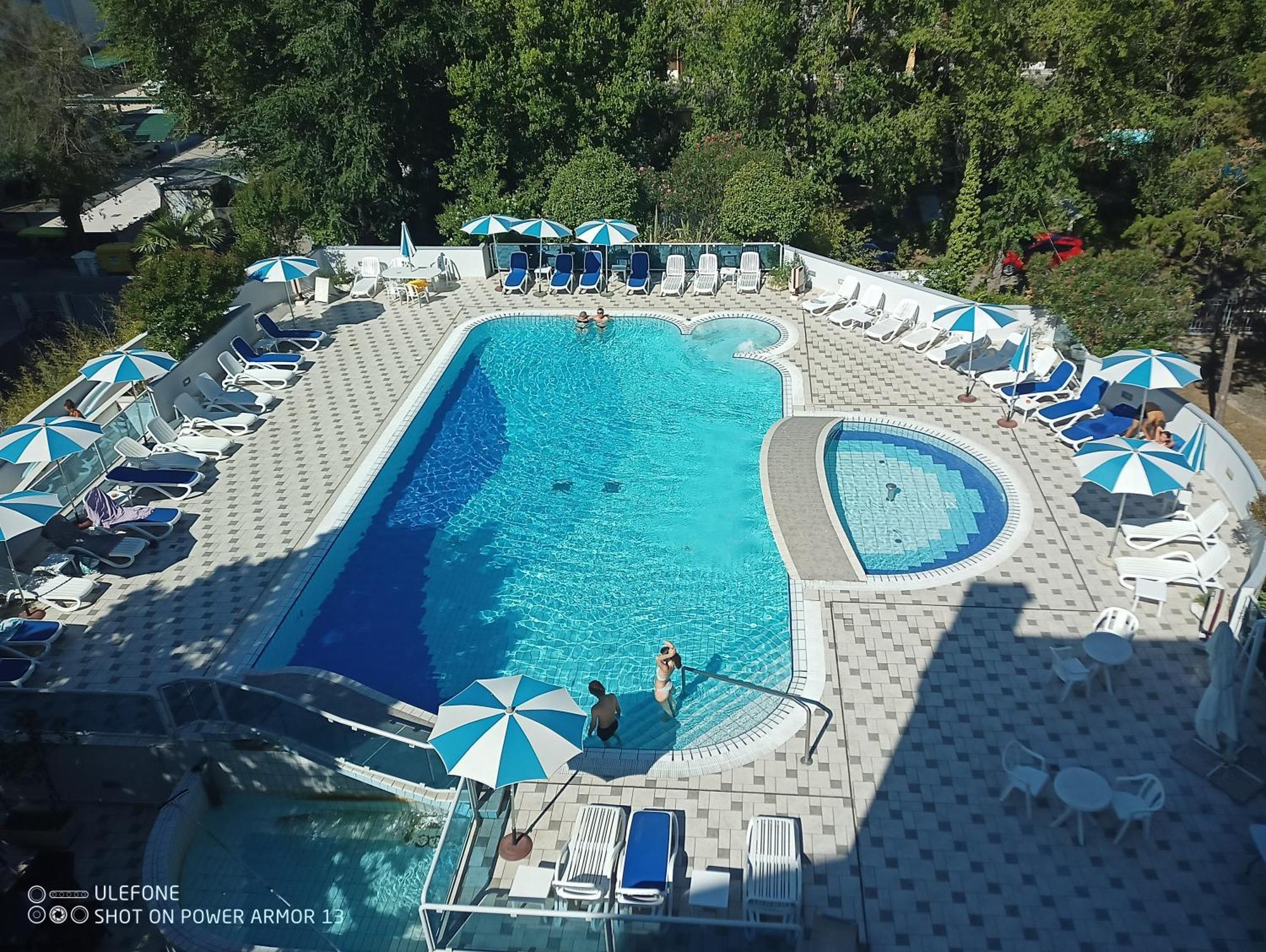 Hotel Firenze Bibione Exteriér fotografie
