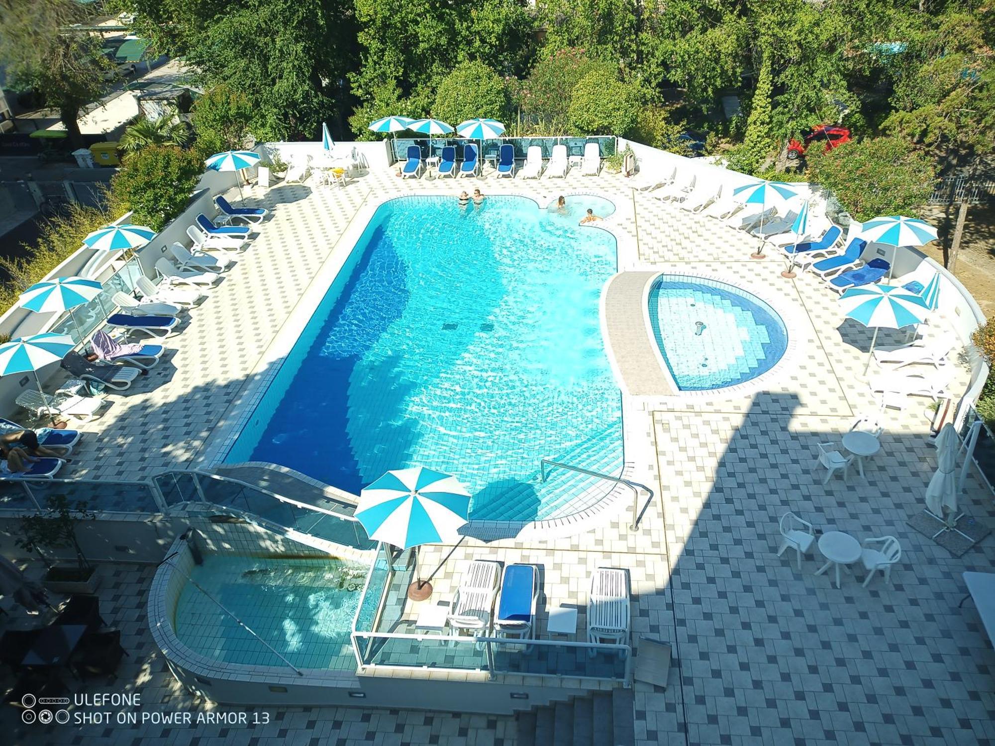 Hotel Firenze Bibione Exteriér fotografie